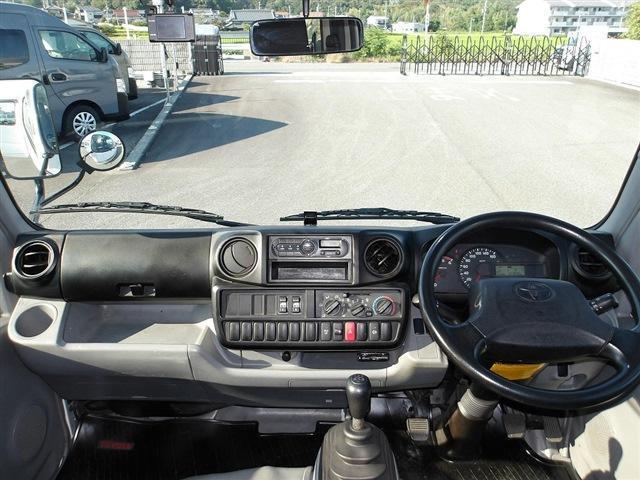 Toyota Toyoace 11