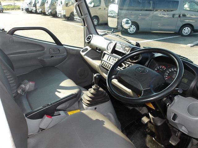 Toyota Toyoace 12
