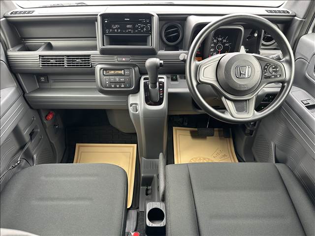 Honda N-VAN 9