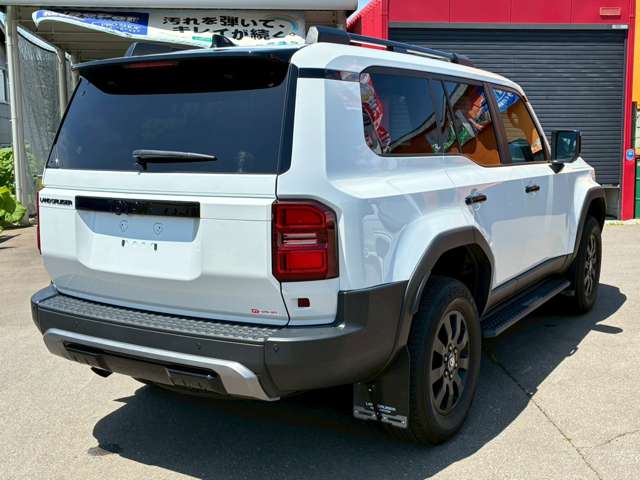 Toyota Land Cruiser 250 8