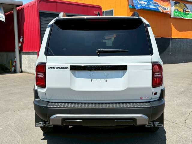 Toyota Land Cruiser 250 9