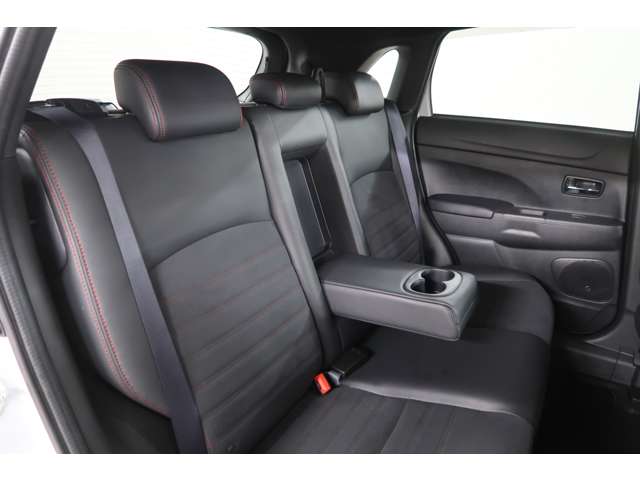 Mitsubishi RVR 5