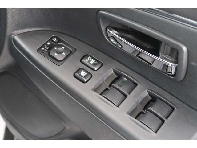 Mitsubishi RVR 10