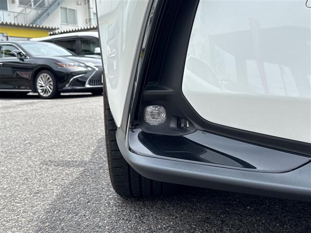 Lexus NX 8