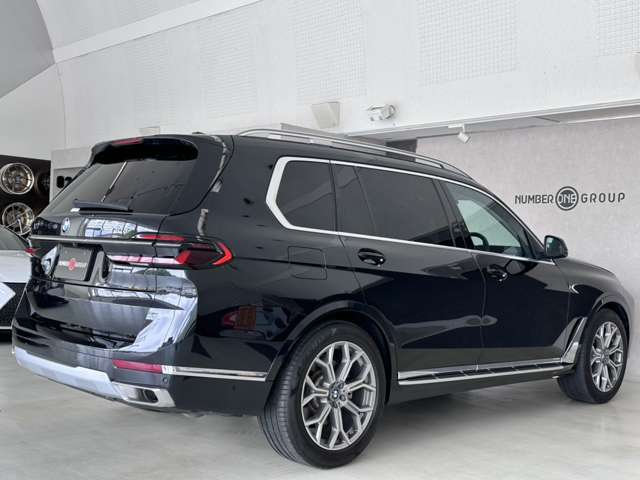 BMW X7 5