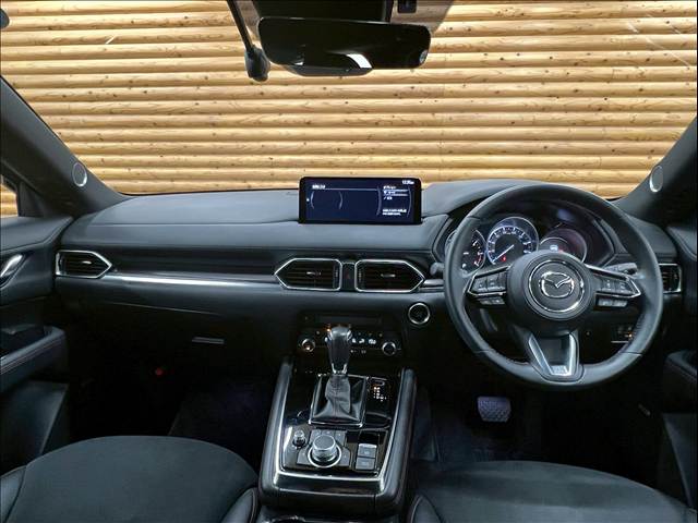 Mazda CX-8 3