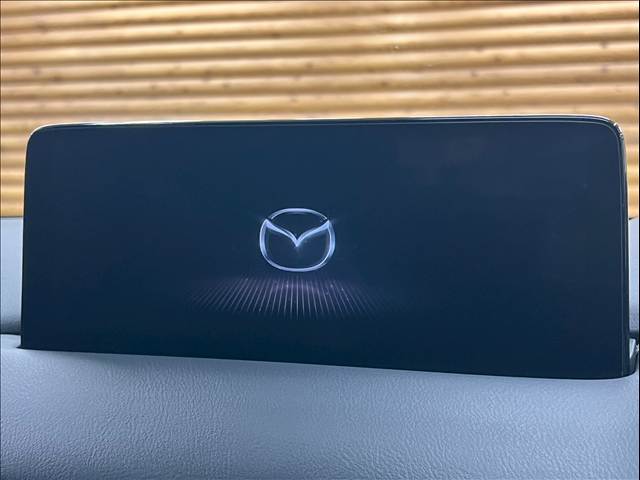 Mazda CX-8 4