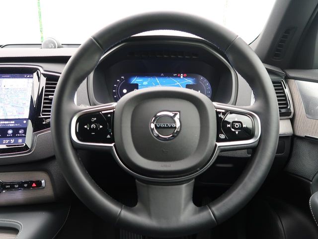 Volvo XC90 10