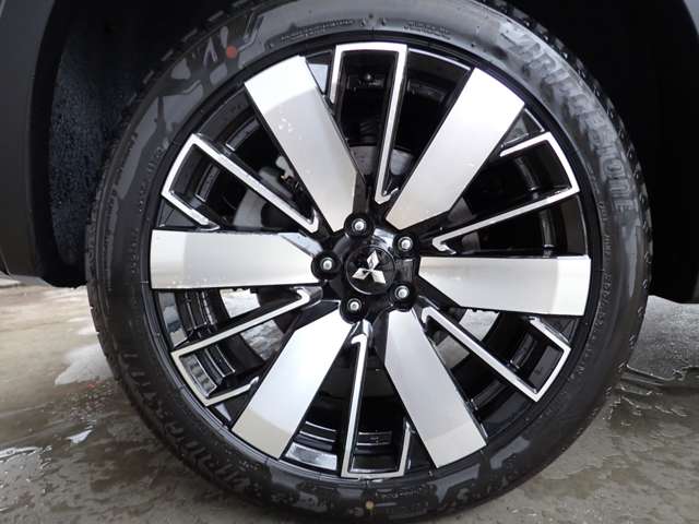 Mitsubishi Outlander 9