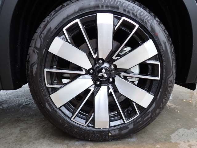 Mitsubishi Outlander 10