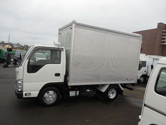 Isuzu Elf 5