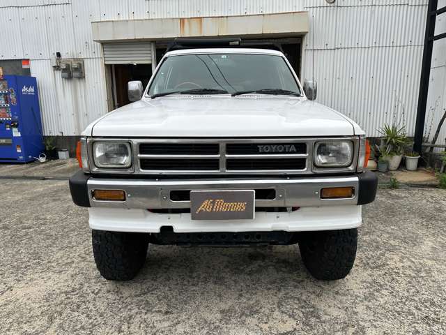 Toyota Hilux Surf 8