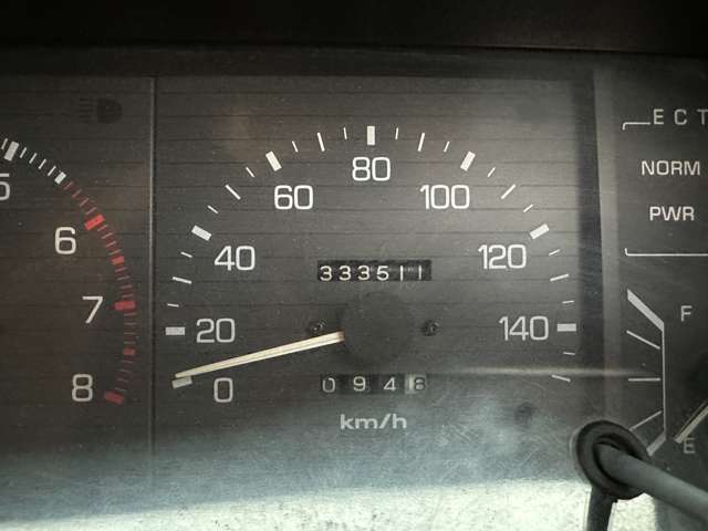 Toyota Hilux Surf 9