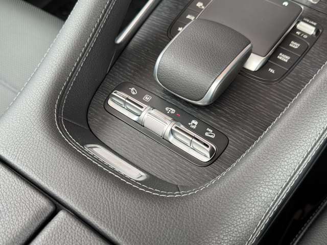 Mercedes-Benz GLE 2