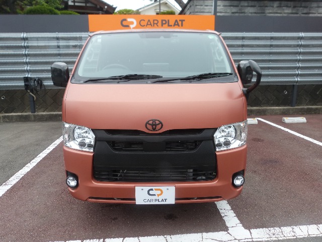Toyota Hiace Van 2