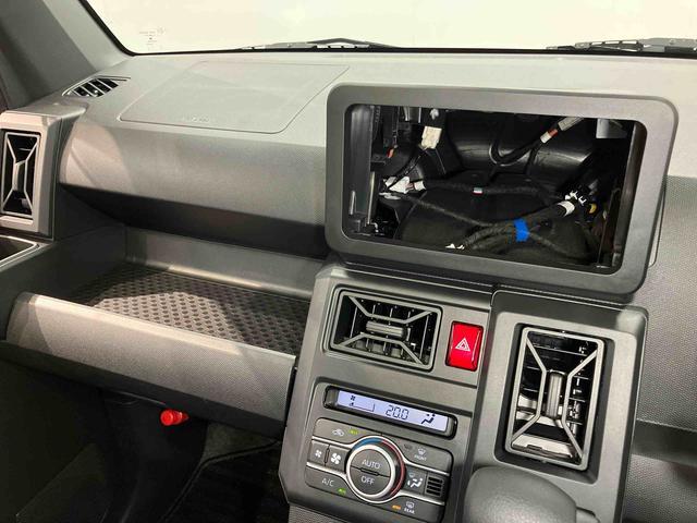 Daihatsu Taft 9