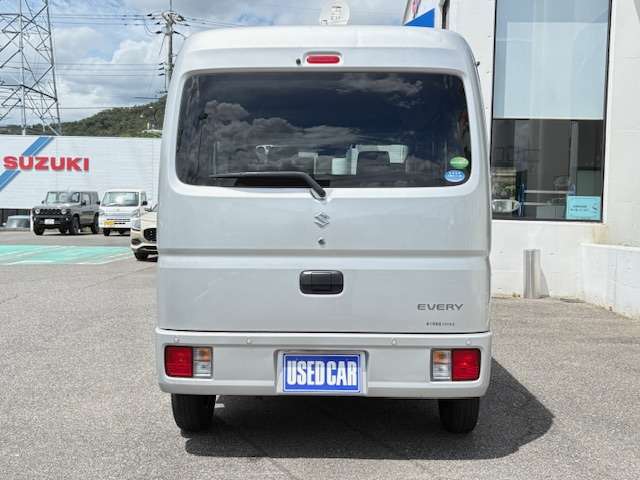 Suzuki Every 11