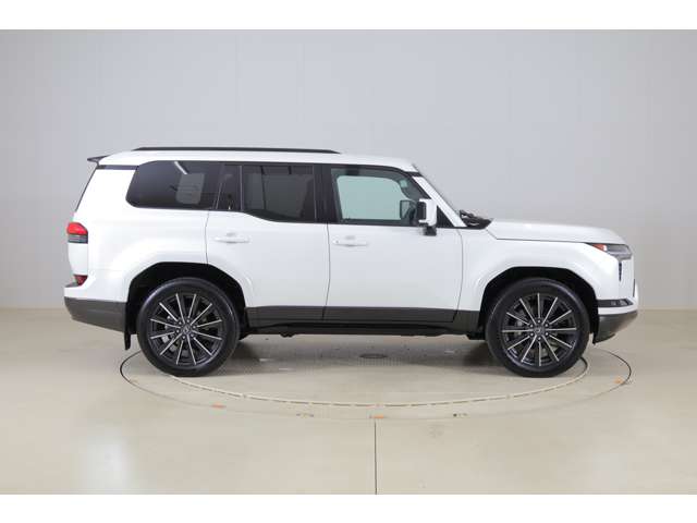 Lexus GX 4