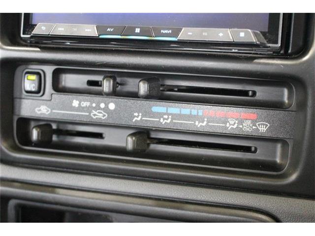 Daihatsu Hijet Deck Van 6