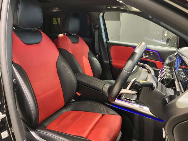 Mercedes-Benz GLA-Class 8