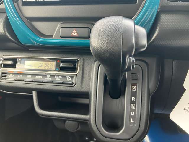 Mazda Flair Crossover 11