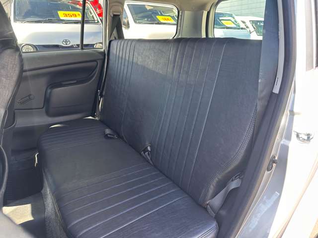 Toyota Probox Van 11