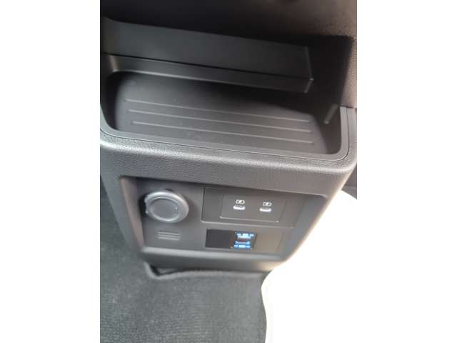 Mitsubishi Delica Mini 6