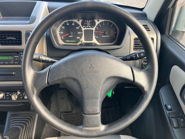 Mitsubishi Pajero Mini 11