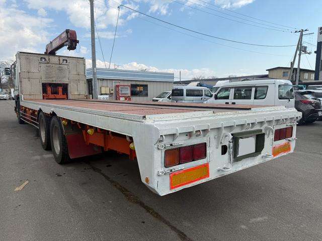 Isuzu Giga 5