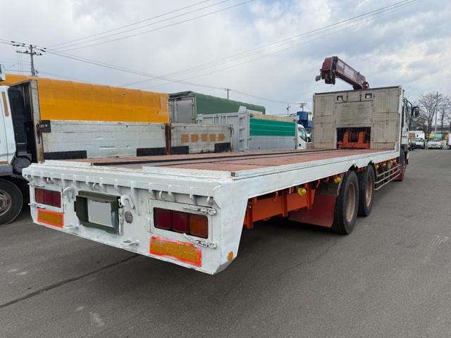 Isuzu Giga 7