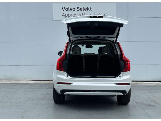 Volvo XC90 8