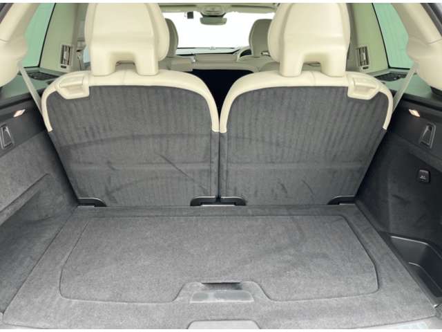 Volvo XC90 10