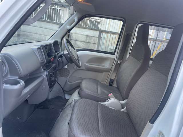 Nissan NV100 Clipper 11