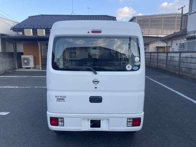 Nissan NV100 Clipper 4