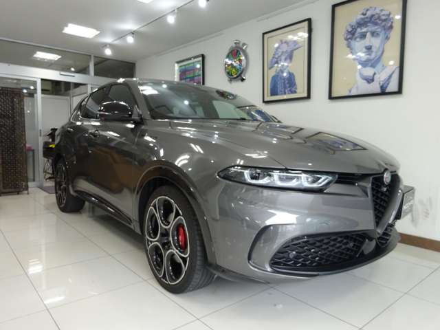 Alfa Romeo トナーレ 4
