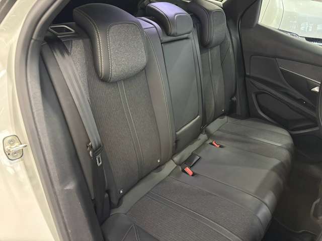 Peugeot 3008 10