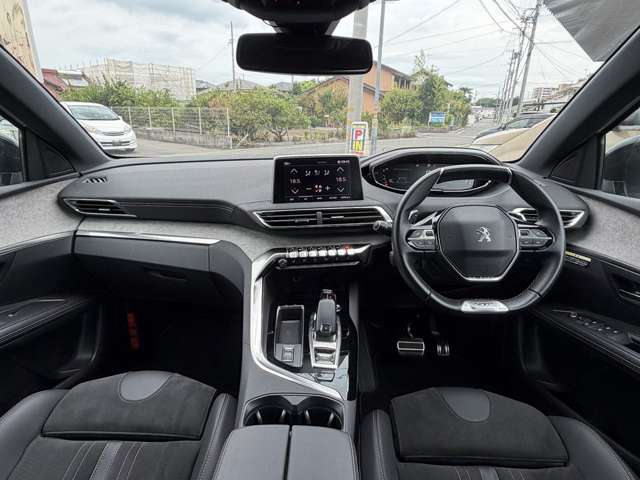Peugeot 3008 5