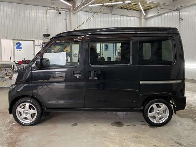 Daihatsu Hijet Cargo 10
