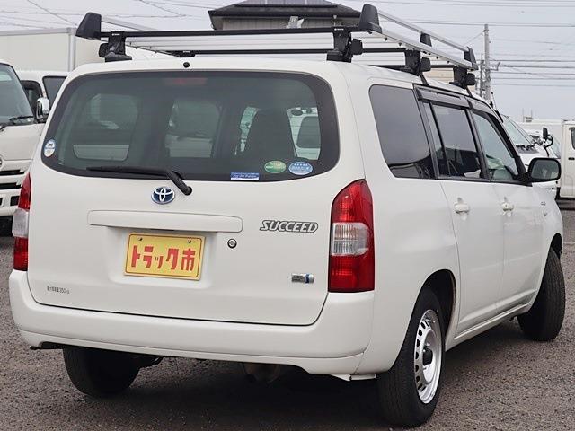 Toyota Succeed Van 5