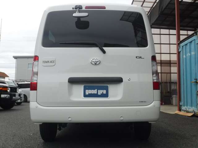 Toyota Town Ace Van 5