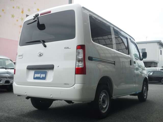 Toyota Town Ace Van 6