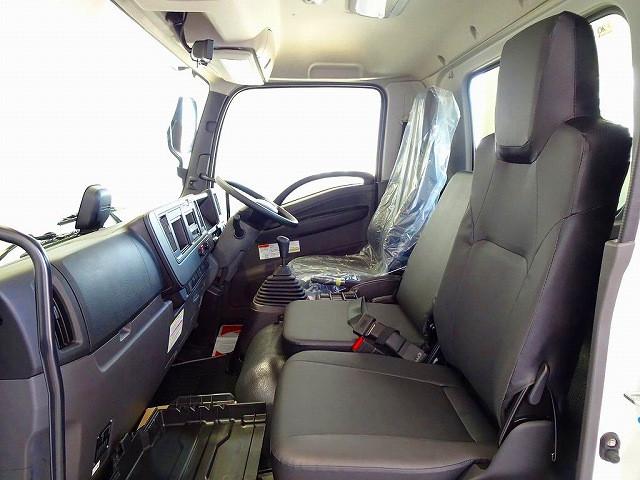 Isuzu Forward 9