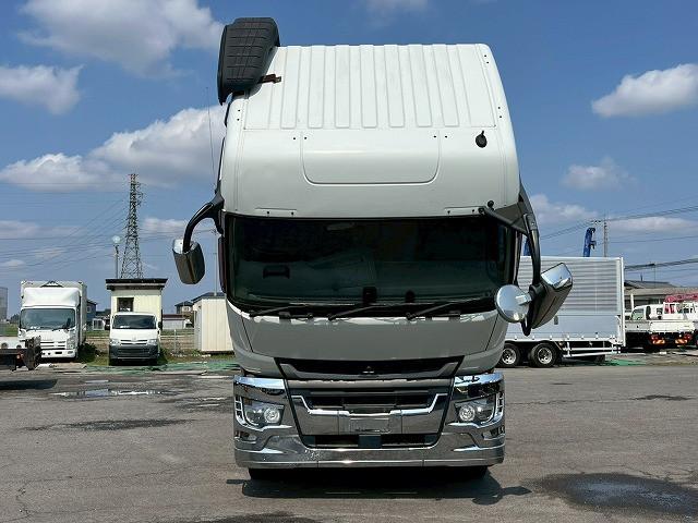 Mitsubishi Fuso Super Great 4