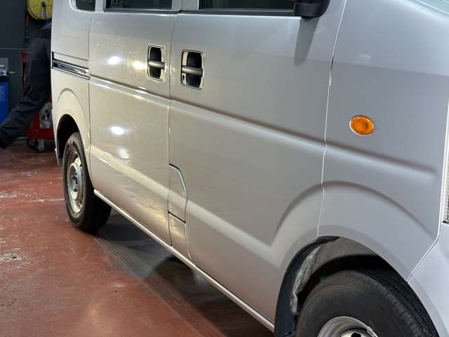 Suzuki Every 12