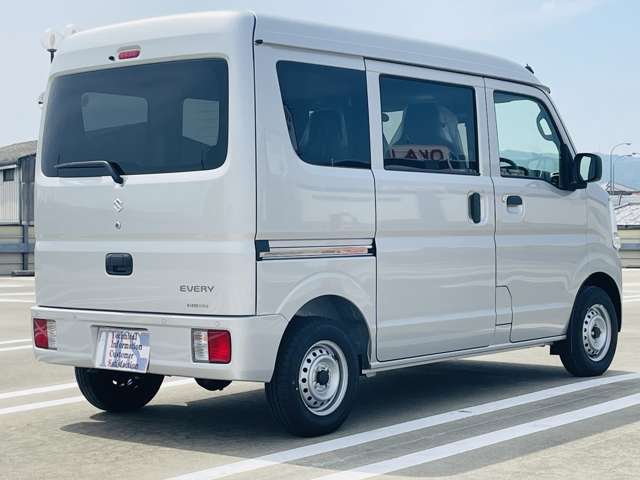 Suzuki Every 6