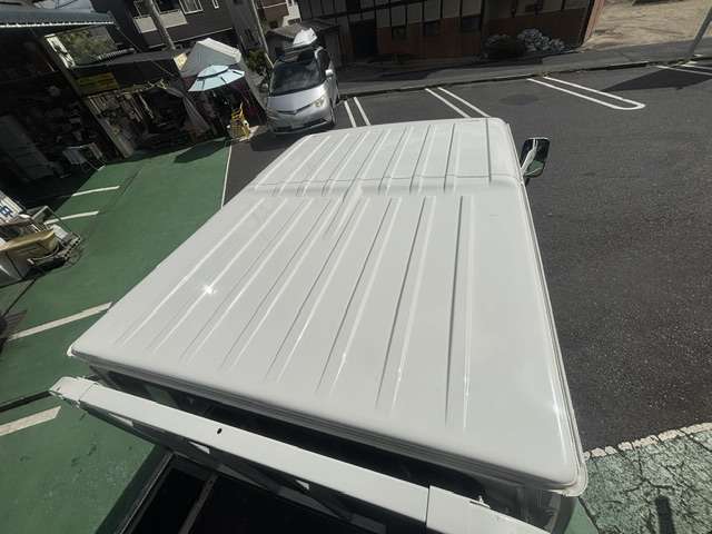 Isuzu Elf 10