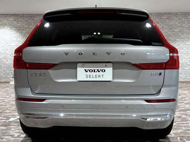 Volvo XC60 4
