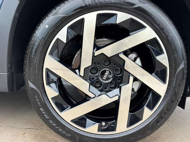 MINI Countryman 4