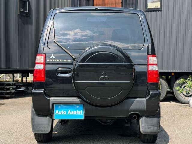 Mitsubishi Pajero Mini 10