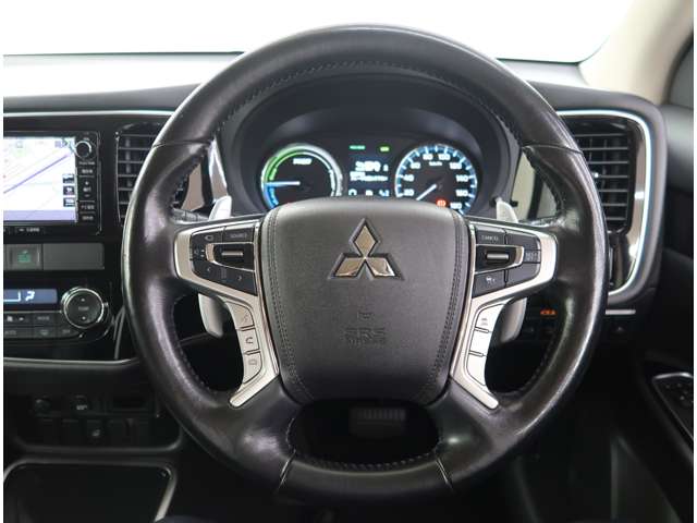 Mitsubishi Outlander PHEV 5